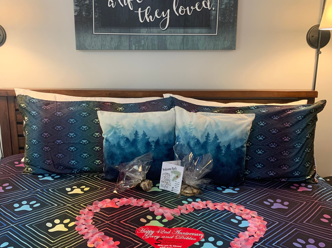 Sheridan House Inn主图