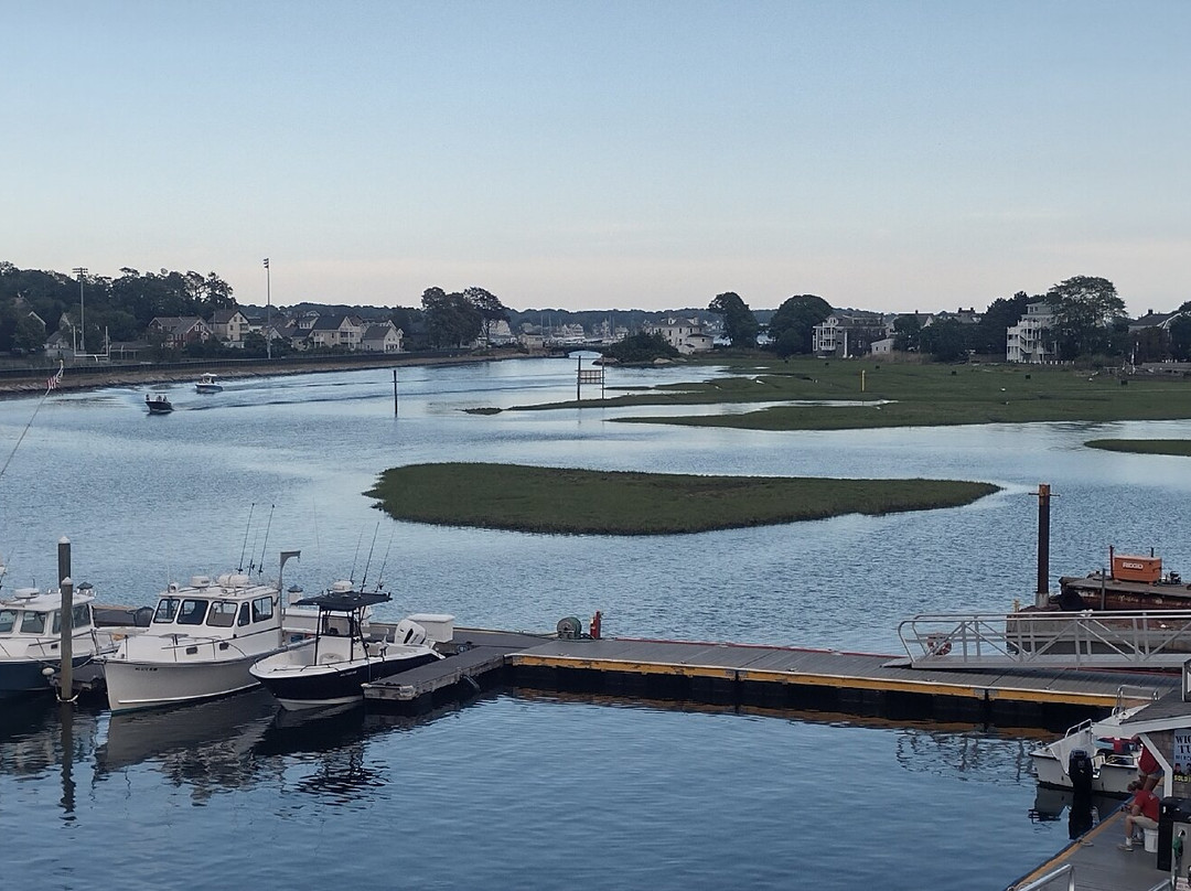 The Hotel at Cape Ann Marina主图