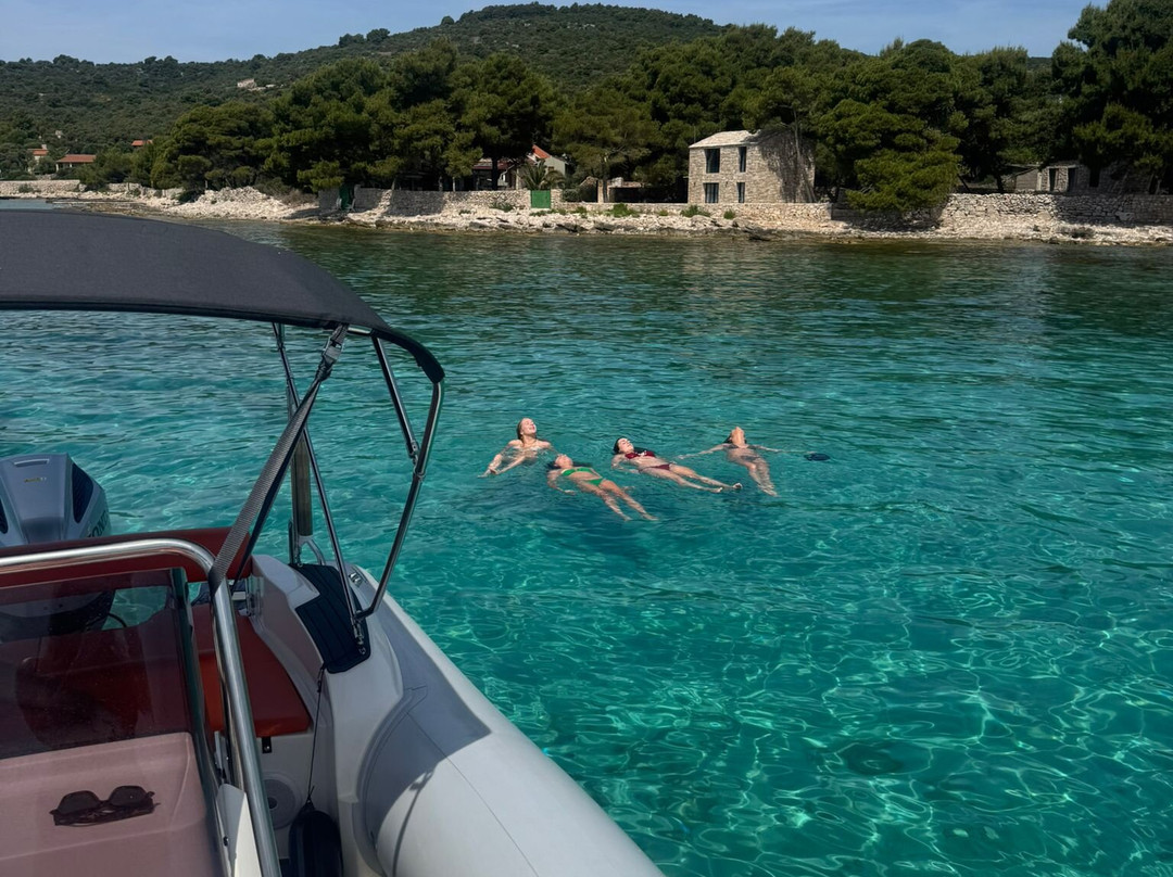 Kaštela Boat Tours景点图片