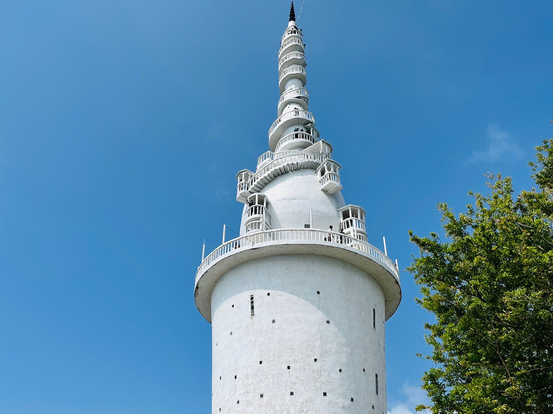 Ambuluwawa Tower景点图片
