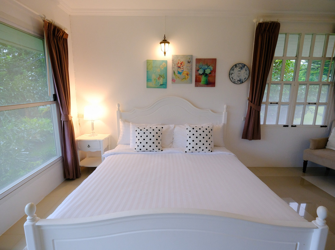 The Natural Garden Resort主图