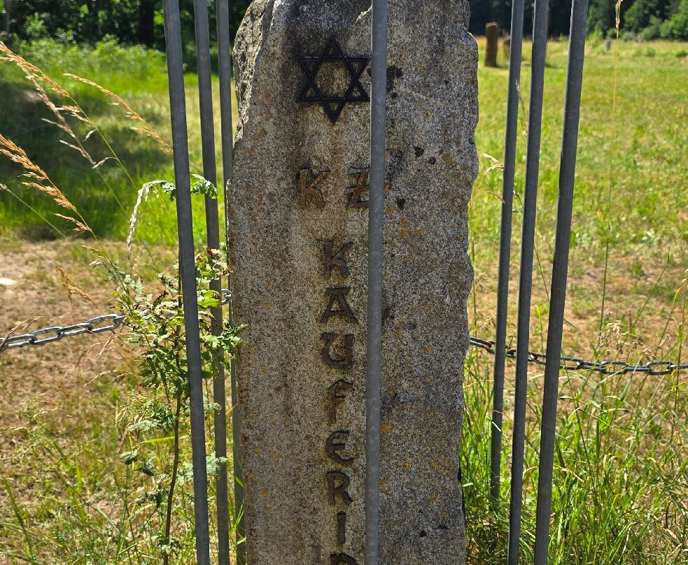 Europäische Holocaustgedenkstätte-莱希河畔兰茨贝格必去景点