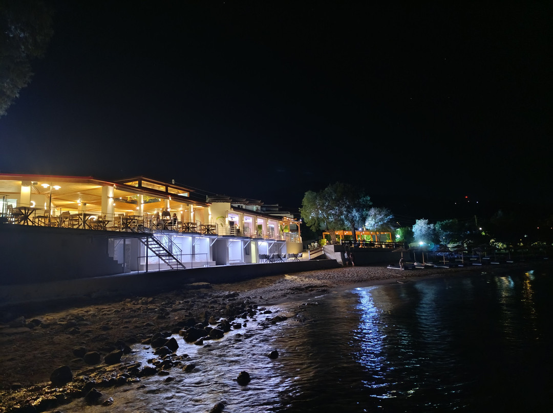 Votsalakia Beach-Marathokampos必去景点