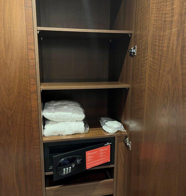 华沙希尔顿逸林酒店及会议中心主图