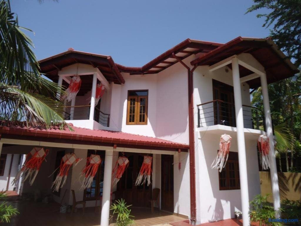 Saliyapura酒店住宿-Flower Seven Hotel