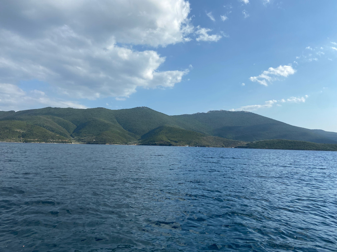 Les Hirondelles-Agios Ioannis必去景点