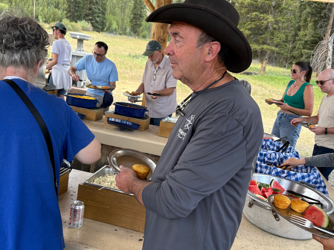 Old West Dinner Cookout-黄石国家公园必去景点