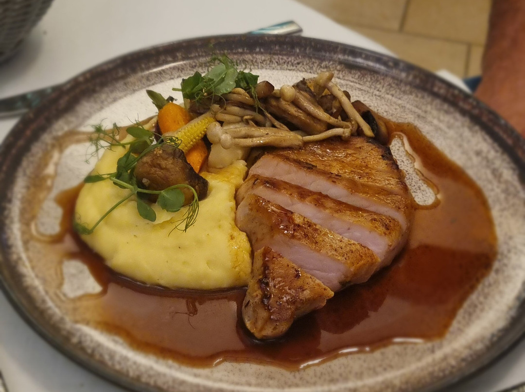 Relais de la Voie Sacree主图