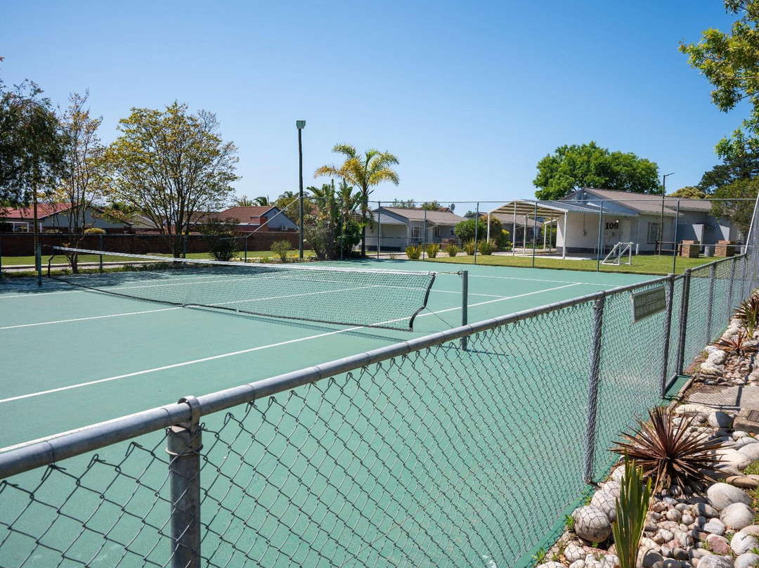 Pine Lodge George主图