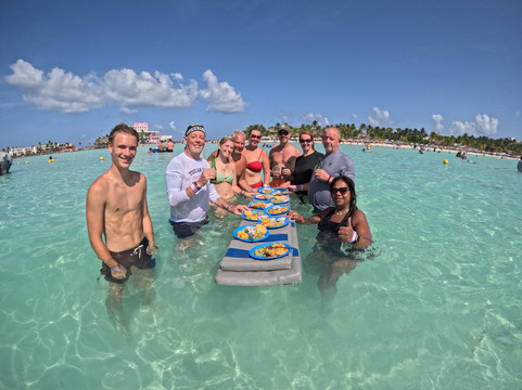 Underwater Mexico-普拉亚德尔卡曼必去景点