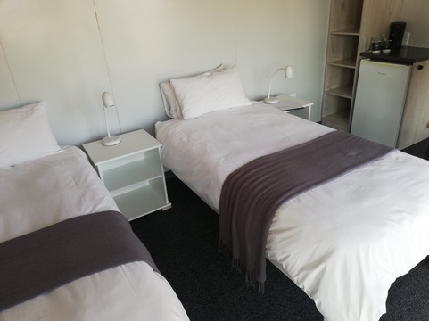 SleepOver KMIA主图