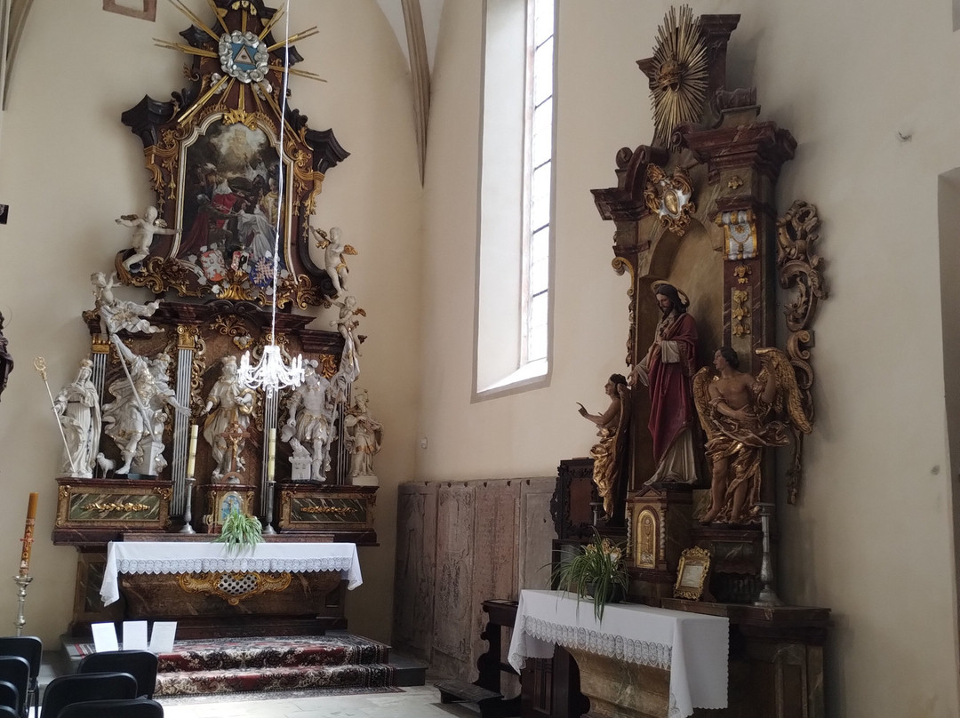 Kostel sv. Petra a Pavla-梅尔尼克必去景点