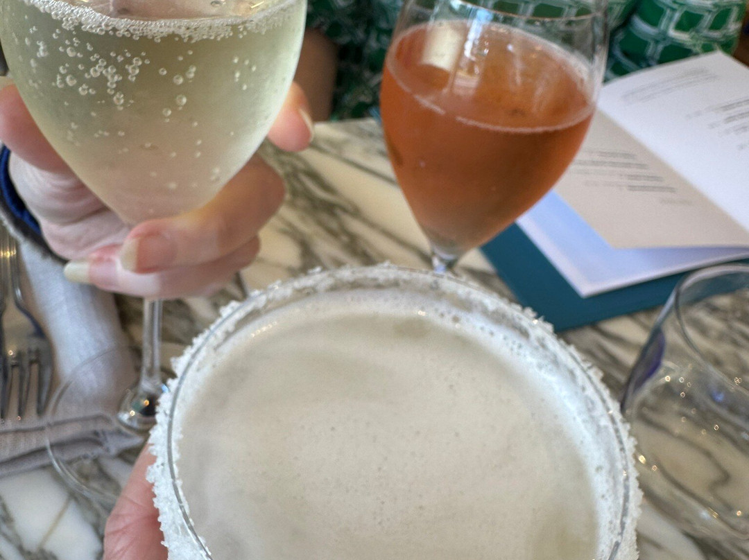 巴伦乔伊酒店主图