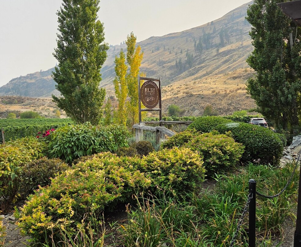 Sip Happens Wine Tours-Lake Country必去景点