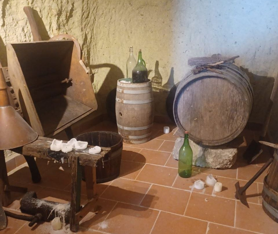 Eremo di San Nicola-Serrara Fontana必去景点