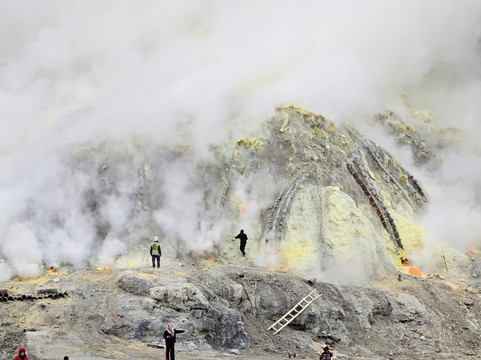 Surya Bromo Tour Travel-庞越必去景点
