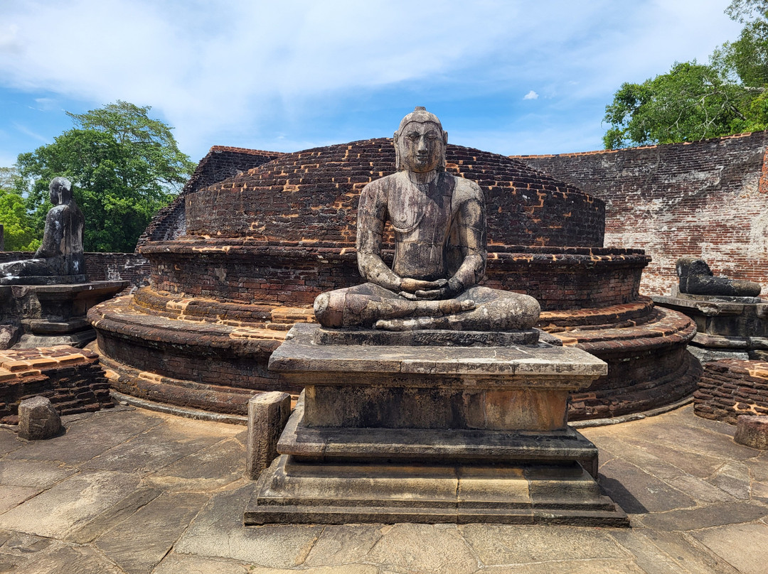Falcons Tours-加勒必去景点