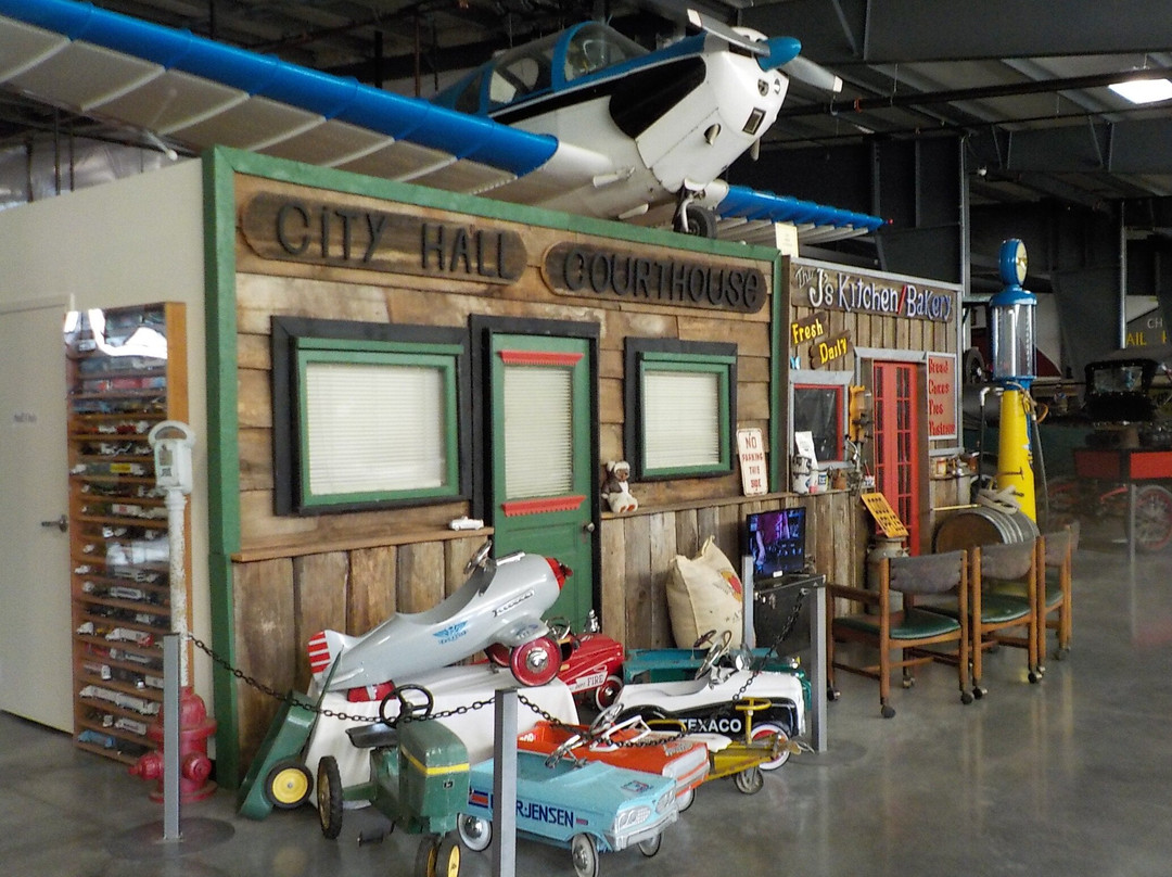 Western Antique Aeroplane & Automobile Museum-胡德里弗必去景点
