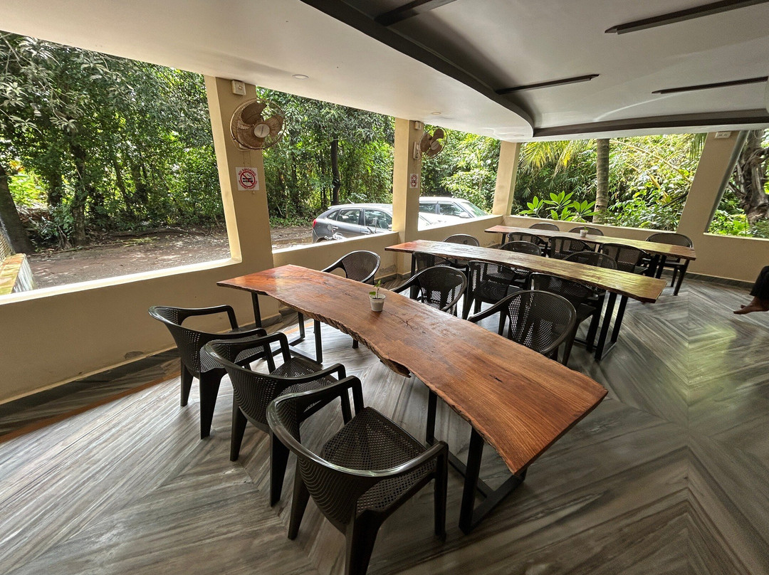 Shreyas Residency主图