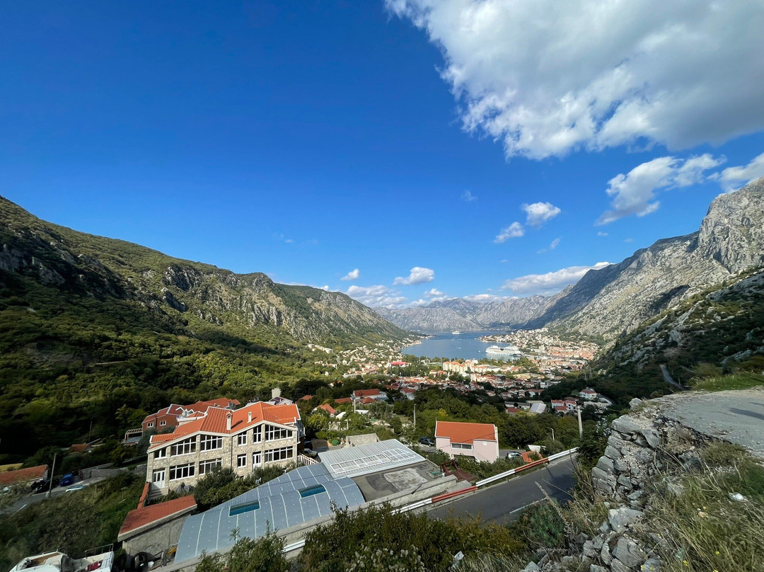 Viewing Point at the Road Kotor-Lovcen-科托尔必去景点
