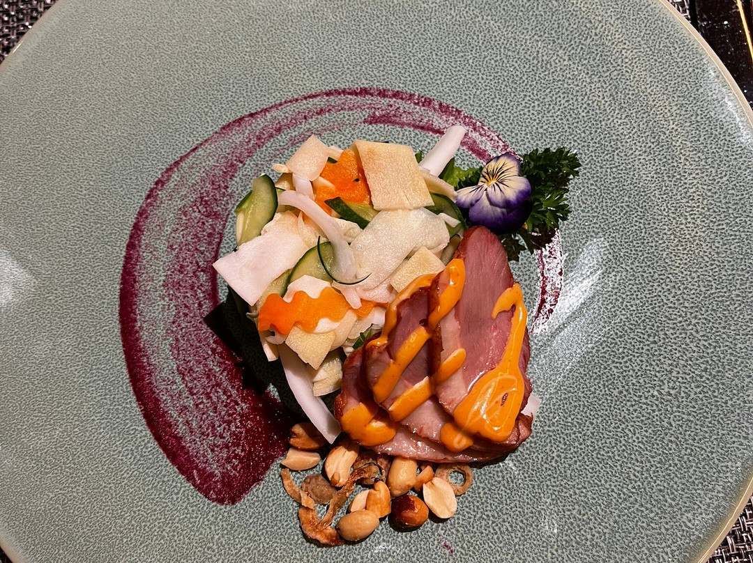 Halong Capella Cruise-海防必去景点