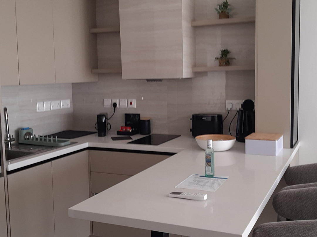 Pigeon Beach Hotel Apartments主图