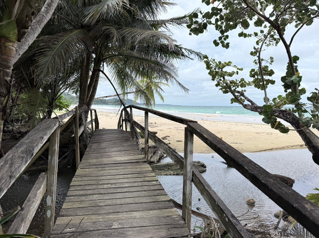 马里诺岛巴斯蒂门多斯国家公园-博卡斯镇必去景点