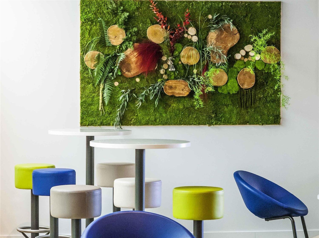 宜必思快捷蒂耶里堡酒店主图