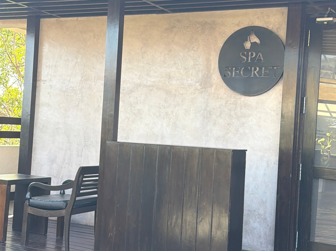 绿色露台酒店主图