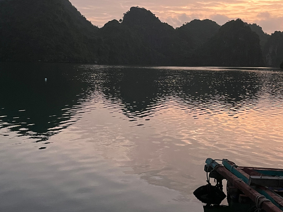 Cat Ba Kayak Adventures-下龙湾必去景点