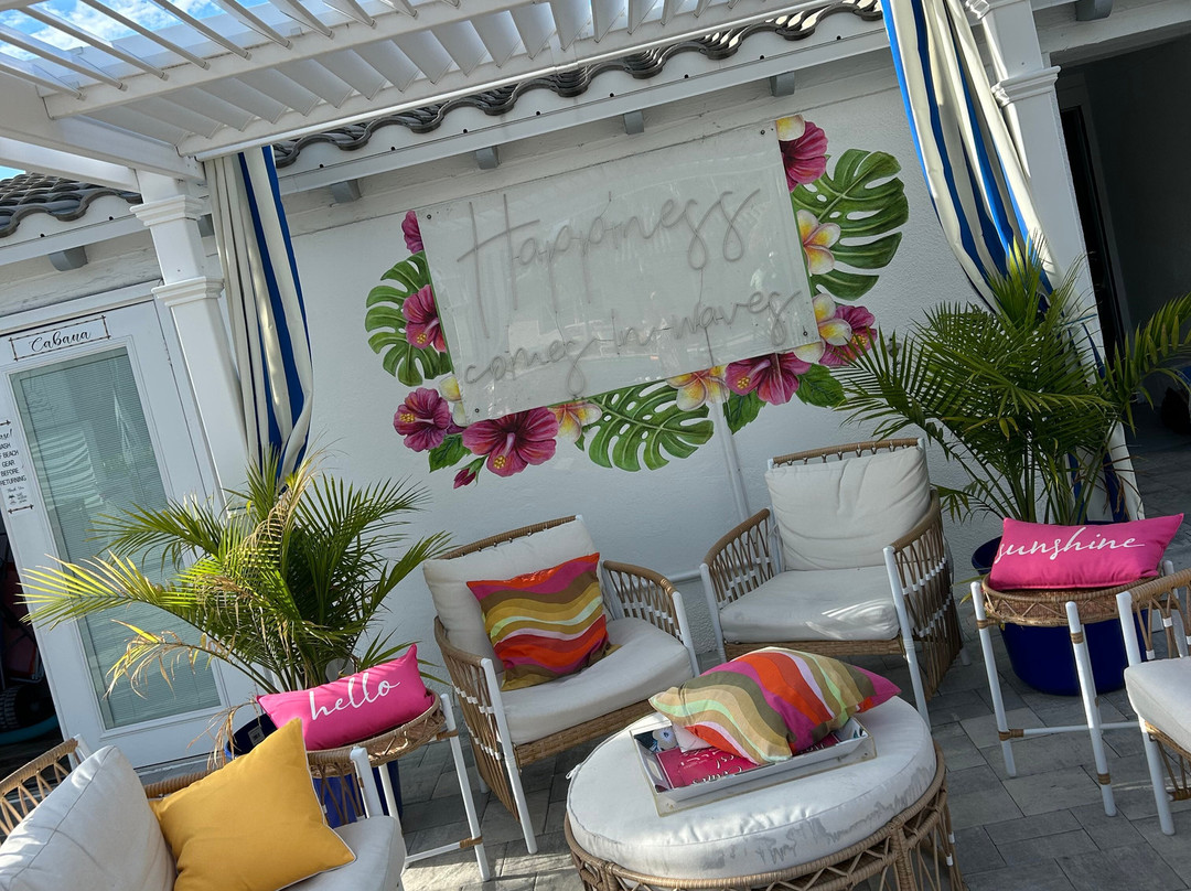 Salt Water Suites主图