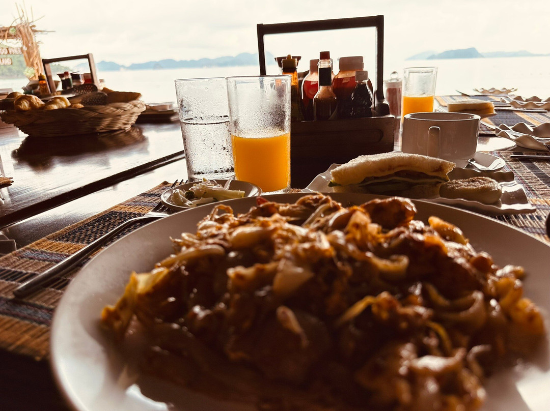 Nyaung Oo Phee Island