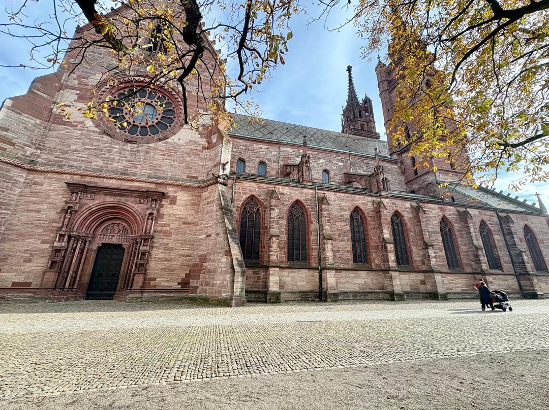 Müensterplatz-巴塞尔必去景点