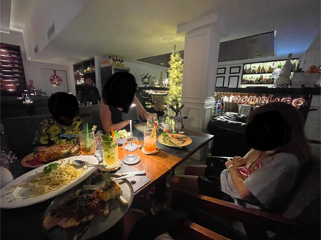 Afrodisíaco Italian Modern Kitchen