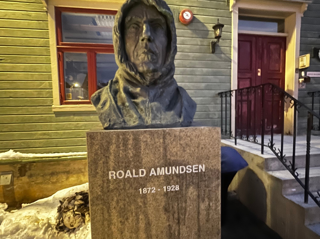 Roald Amundsen Monument-特罗姆瑟必去景点