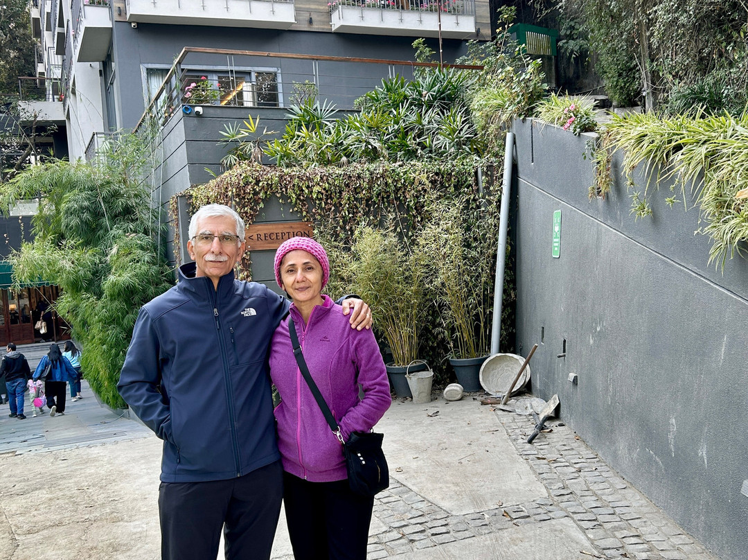 Rosefinch Sarovar Portico主图