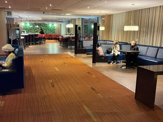 林德赫斯特梅多兰兹万怡酒店主图