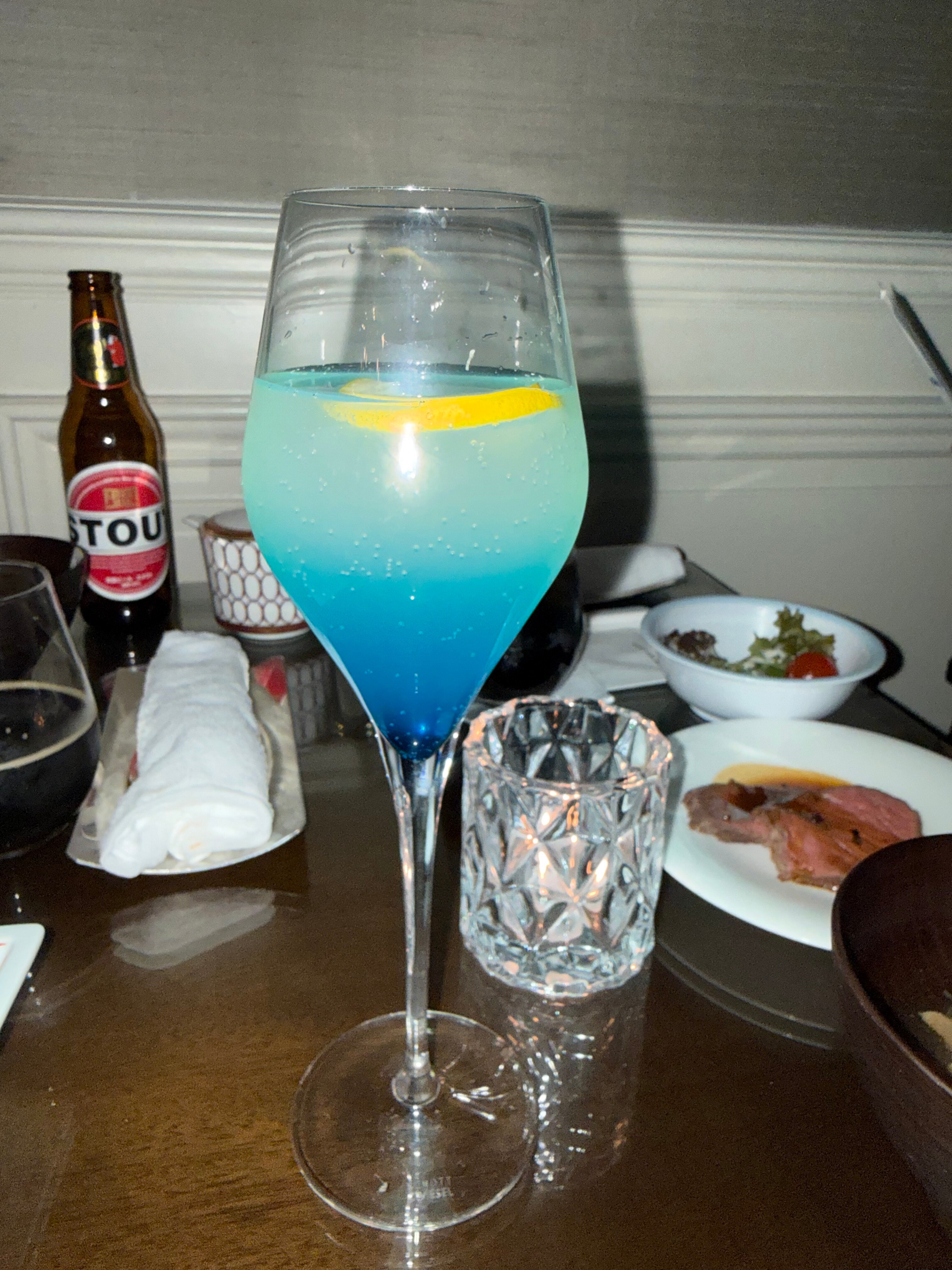 大阪丽思卡尔顿酒店-官方