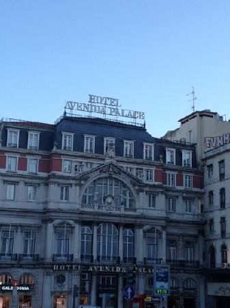 艾薇达宫殿酒店主图