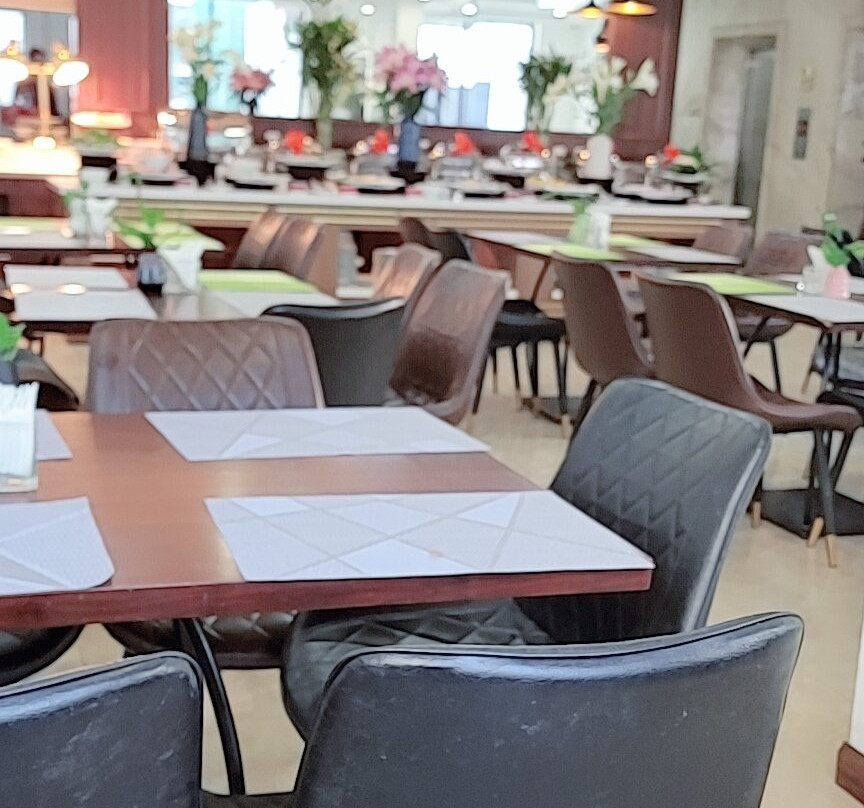 The Sail Hotel主图