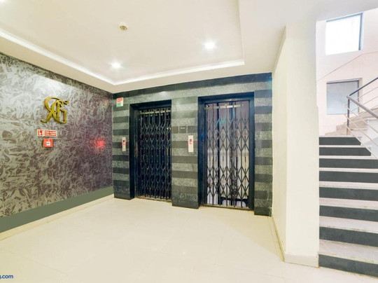 Bhiknoor酒店住宿-Super OYO Capital O Raaga Grand