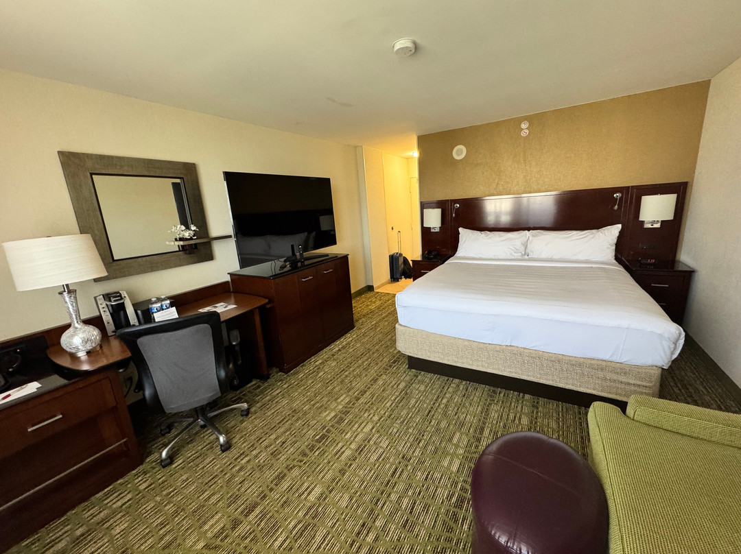 圣迭戈拉荷亚万豪酒店主图