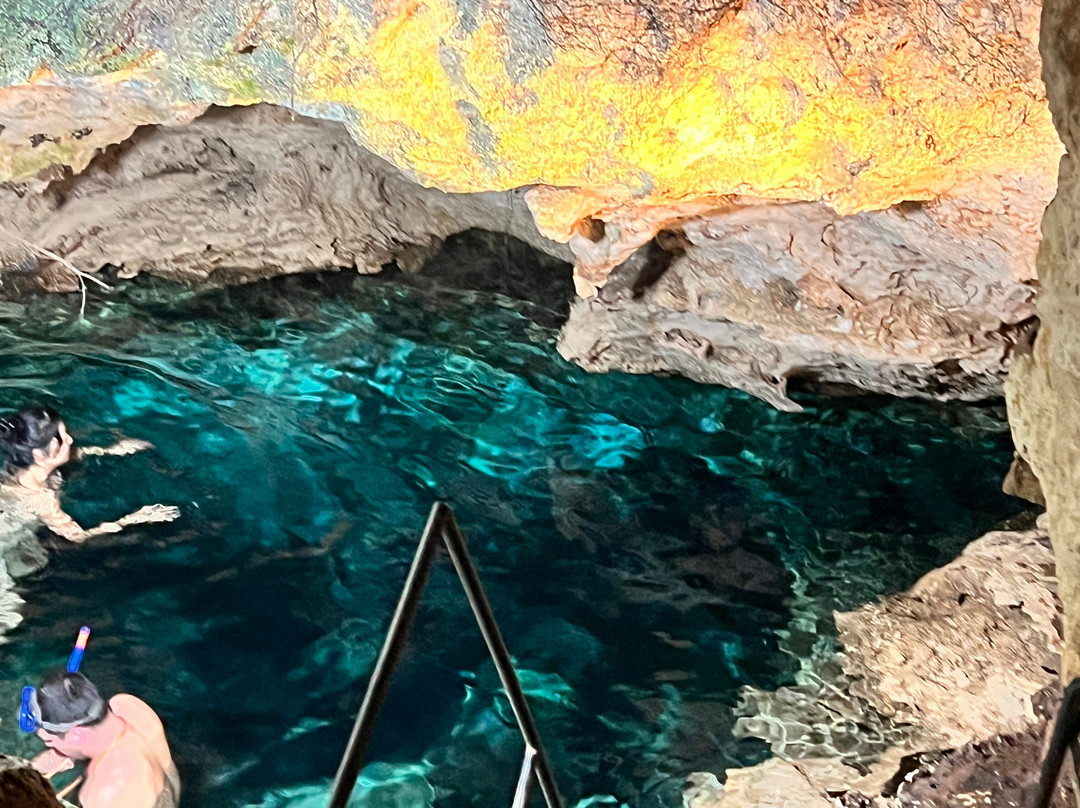 Paje Cave-帕杰必去景点