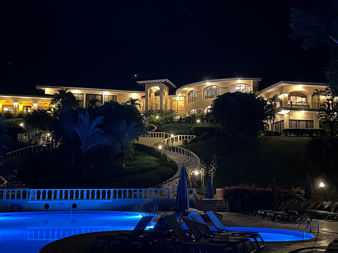 Lucy Kitcher Pickleball-格雷斯湾必去景点