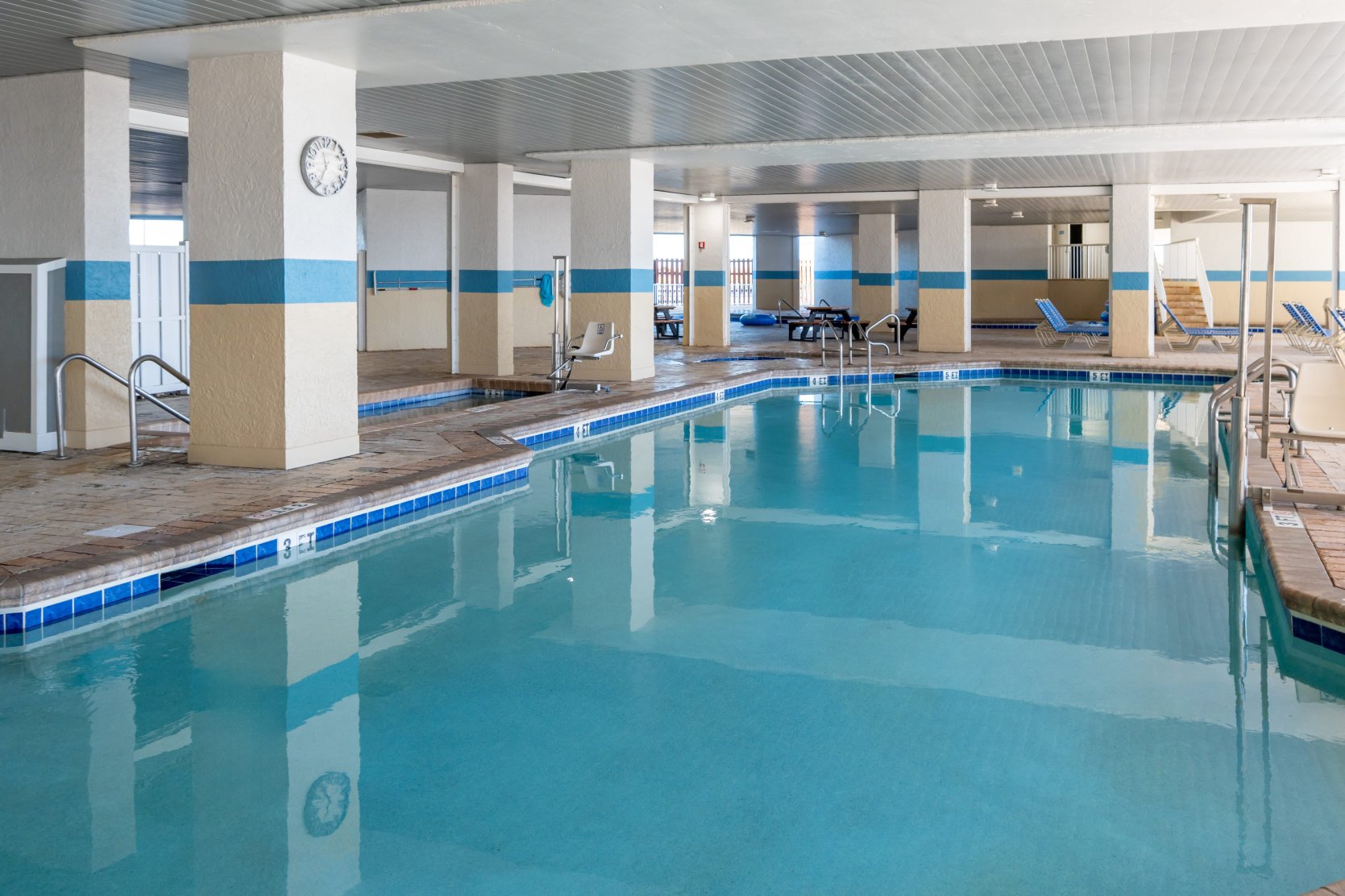 海滨度假酒店-泳池