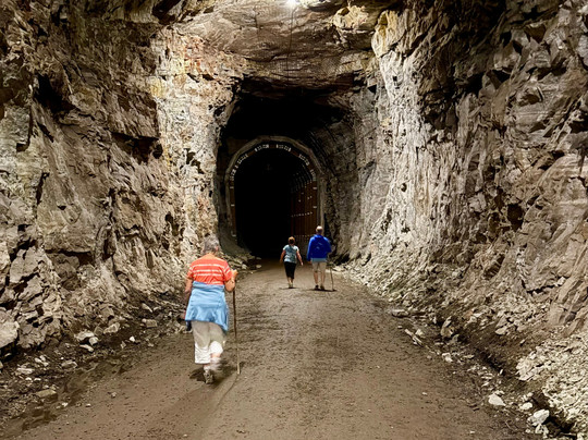 Kettle Valley Railway Trail-Okanagan Falls必去景点