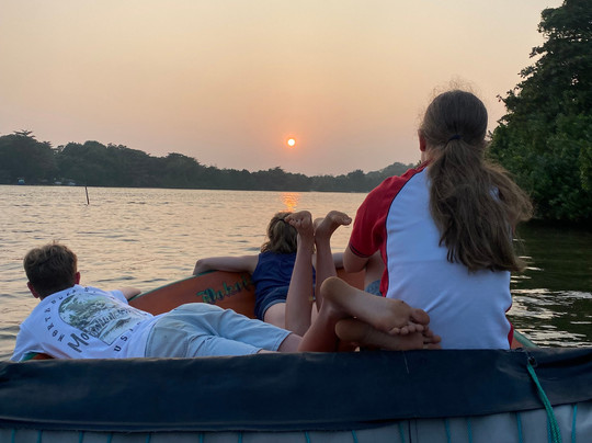Lucky Boat Safari-班托塔必去景点