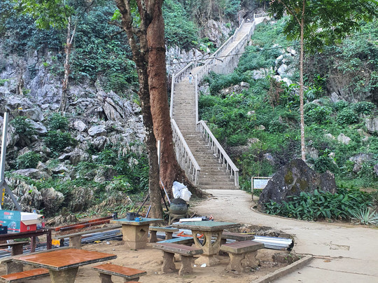 Tham Chang Cave-旺阳必去景点