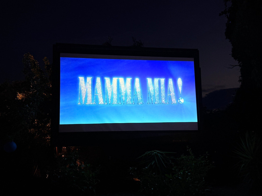 Open Air Cinema-Neo Klima必去景点