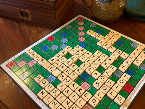 Sambora Kinigi主图